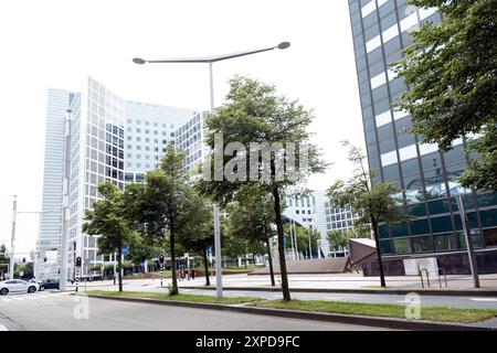 Berühmte Silhouette des Gebäudes in den Haag, Niederlande, nicht weit vom Hauptbahnhof entfernt. Stockfoto