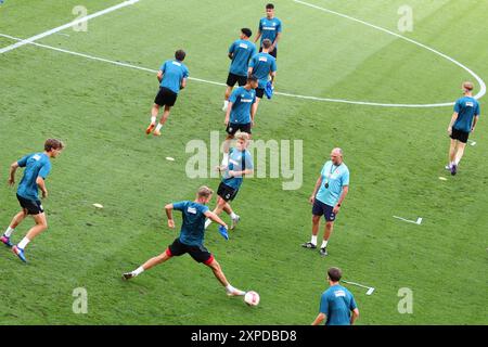 Salzburg, Österreich. August 2024. SALZBURG, 05-08-2024, Fußball UEFA Champions League, Qualifikation, Red Bull Salzburg gegen den FC Twente. Pers-Konferenz und -Schulung. Beschreibung: Pro Shots/Alamy Live News Stockfoto