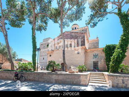 Kirche in Alcudia Altstadt, Mallorca, Balearen, Spanien Stockfoto