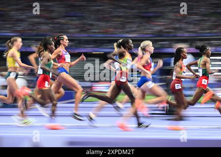 Saint Denis, Frankreich. August 2024. Olympische Spiele, Paris 2024, Leichtathletik, Stade de France, 5000 m, Frauen, Finale, die Athleten in Aktion. Quelle: Sven Hoppe/dpa/Alamy Live News Stockfoto