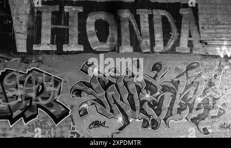 Die Ruinen von CFS Lac St. Denis, Québec, Kanada und seine Graffiti- und Strcuturschäden. Stockfoto