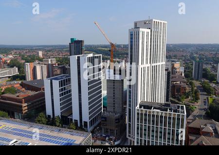 Ein Blick auf das Cirrus Point Gebäude, das derzeit im Bau im Stadtzentrum von Leeds ist und für kurze Zeit das höchste Gebäude in Yorkshire sein wird. Stockfoto