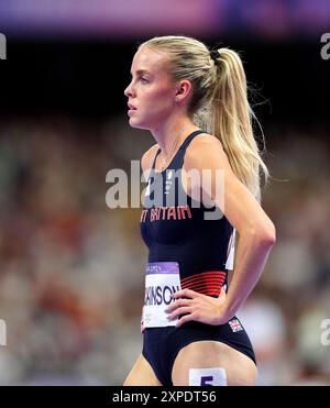 Keely Hodgkinson aus Großbritannien beim 800-m-Finale der Frauen im Stade de France am zehnten Tag der Olympischen Spiele 2024 in Paris. Bilddatum: Montag, 5. August 2024. Stockfoto