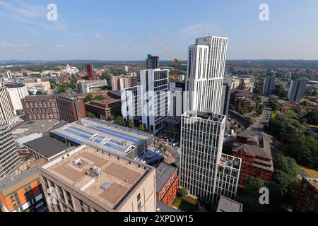 Ein Blick auf das Cirrus Point Gebäude, das derzeit im Bau im Stadtzentrum von Leeds ist und für kurze Zeit das höchste Gebäude in Yorkshire sein wird. Stockfoto