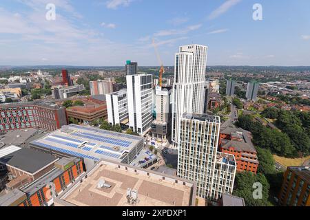 Ein Blick auf das Cirrus Point Gebäude, das derzeit im Bau im Stadtzentrum von Leeds ist und für kurze Zeit das höchste Gebäude in Yorkshire sein wird. Stockfoto