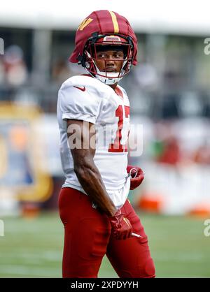 Washington Commanders Wide Receiver Terry McLaurin (17) während der Übungen im OrthoVirginia Training Center im Commanders Park in Ashburn VA am 4. August 2024 (Alyssa Howell/Image of Sport) Stockfoto