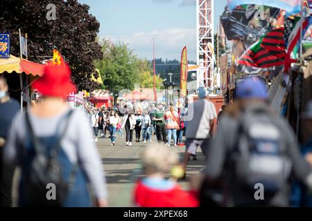 Puyallup, Washington, USA - 13. September 2021: Ein Blick auf die Menschenmassen auf der Washington State Fair. Stockfoto