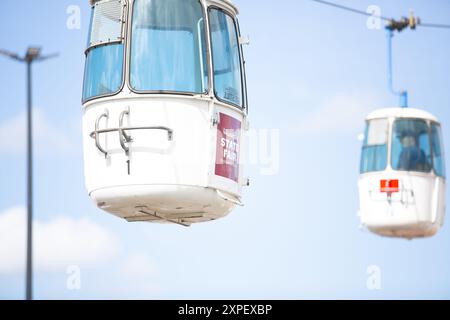 Puyallup, Washington, Vereinigte Staaten - 13. September 2021: Blick auf Skyride-Gondeln auf der Washington State Fair. Stockfoto