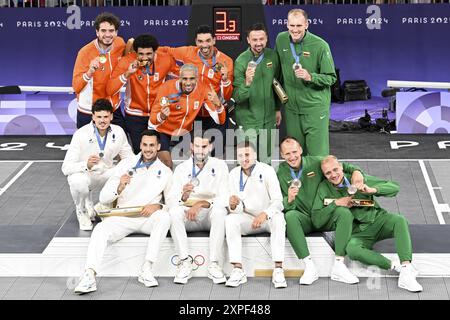 Lucas Dussoulier, Timothe Vergiat, Jules Rambaut, Franck Seguela aus Frankreich Silbermedaille, Jan Driessen, DiMeo Van der Horst, Arvin Slagter, würdige de Jong aus den Niederlanden Goldmedaille, Sarunas Vingelis, Gintautas Matulis, Aurelijus Pukelis, Evaldas Dziaugys aus Litauen Bronzemedaille, 3x3 Basketball, Männer's während der Olympischen Spiele 2024 in Paris am 5. August 2024 in La Concorde in Paris, Frankreich Stockfoto