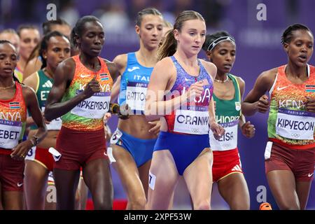 Paris, Frankreich. August 2024. Elise Cranny aus den USA tritt am 5. August 2024 beim 5000-m-Finale der Athletik in Stade de France bei den Olympischen Spielen 2024 in Paris an. Foto: Igor Kralj/PIXSELL Credit: Pixsell/Alamy Live News Stockfoto