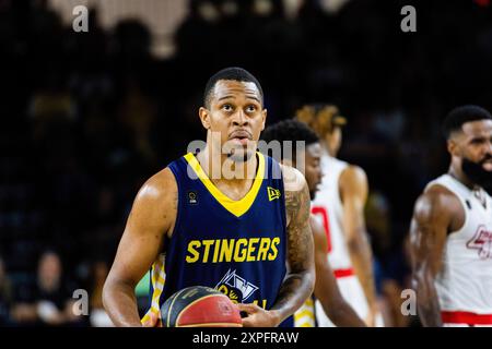 Edmonton, Kanada. August 2024. Edmonton Stingers Nick Hornsby schießt aus der Freiwurflinie, nachdem er 2024 im Halbfinale der Western Division gegen die Calgary Surge gefoult wurde. Calgary Surge (11-9) 78:69 Edmonton Stingers (13-7) (Foto: Ron Palmer/SOPA Images/SIPA USA) Credit: SIPA USA/Alamy Live News Stockfoto