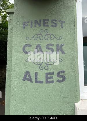 Finest Cask Ales Schild im Public House Stockfoto