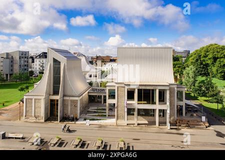 Das Utzon Center wurde vom Architekten Jørn Utzon in Aalborg, Jütland, Dänemark, Skandinavien, Europa entworfen Stockfoto