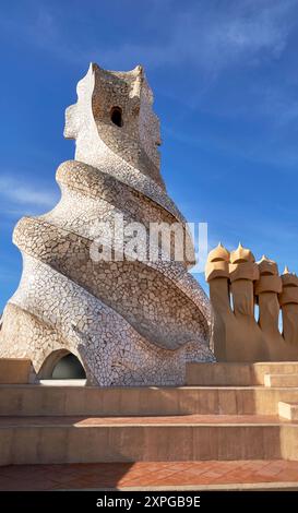 Auf dem Dach der Casa Mila ( La Pedrera ), Barcelona, Spanien Stockfoto