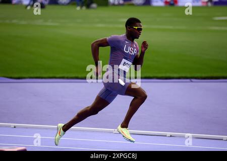 4. August 2024, Paris, Frankreich - Olympische Spiele in Paris: Leichtathletik - Christopher Bailey aus den Vereinigten Staaten in den 400-Meter-Vorläufen der Männer bei den Olympischen Spielen in Paris Stockfoto