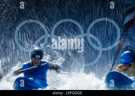 Paris, Frankreich. August 2024. Olympische Spiele, Kajak überquert das Viertelfinale in Vaires Sur Marne. Quelle: ABEL F. ROS Credit: ABEL F. ROS/Alamy Live News Stockfoto