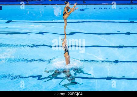 Paris, Frankreich. August 2024. Olympische Spiele, technische Routine im künstlerischen Schwimmen, USA-Team, im Centre Aquatique Saint-Denis. Quelle: ABEL F. ROS/Alamy Live News Stockfoto