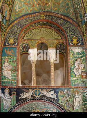 Ravenna, Basilica di San Vitale, Mosaik im Chor Stockfoto