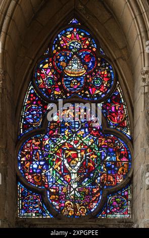 Reims, Kathedrale Notre-Dame, Südliches Seitenschiff, Westfenster von 1959 Stockfoto