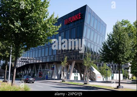 Aussenansicht der Funke Medien Gruppe, Funke Mediengruppe, Verlagshaus, WAZ, der Westen, NRZ, neue Ruhr Zeitung, Zeitungverlag, Jounalismus, Essen, 06.08.2024. *** Außenansicht der Funke Medien Gruppe, Funke Media Group, Verlag, WAZ, der Westen, NRZ, neue Ruhr Zeitung, Zeitungsverlag, Journalismus, Essen, 06 08 2024 Stockfoto