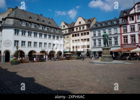 Koblenz, Deutschland - 28. Juli 2024: Jesuitenplatz in Koblenz, Rheinland-Pfalz Stockfoto