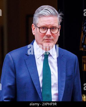 London, Großbritannien. August 2024. London, UK 6 Aug 2024 Premierminister des Vereinigten Königreichs, Sir Keir Starmer, begrüßt den Sultan von Oman, Haitham bin Tariq Al Said, in Downing Street 10 zu Gesprächen. Quelle: Mark Thomas/Alamy Live News Stockfoto