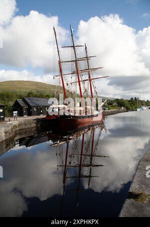 Heringsdrifter Alvei (ursprünglich dampfbetrieben), gebaut in Montrose, Schottland, 1920. Caledonian Canal, Fort William Schottland. Stockfoto