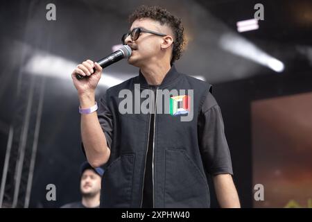 Antony Szmierek tritt live beim Kaleidoscope Festival im Alexandra Palace London 2024 auf Stockfoto