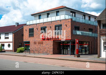 Geeste-Dalum, Niedersachsen, Deutschland, 14. Juli 2024 - Bankagentur der Sparkasse Stockfoto