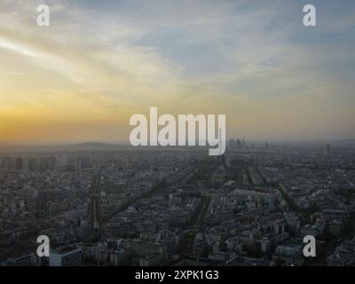 Sonnenuntergang von Paris vom Montparnasse-Turm Stockfoto