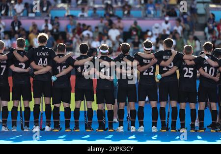 Colombes, Frankreich. August 2024. Die Spieler Deutschlands sind vor dem Halbfinalspiel der Männer zwischen Deutschland und Indien in Colombes, Frankreich, am 6. August 2024 zu sehen. Quelle: Ren Pengfei/Xinhua/Alamy Live News Stockfoto