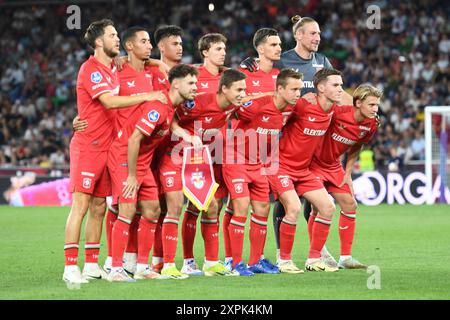 Salzburg, Österreich. August 2024. SALZBURG, ÖSTERREICH - 6. AUGUST: Teamphoto des FC Twente beim Qualifikationsspiel der UEFA Champions League zwischen dem FC Salzburg und dem FC Twente im Stadion Salzburg am 6. August 2024 in Salzburg.240806 SEPA 24 032 - 20240806 PD23297 Credit: APA-PictureDesk/Alamy Live News Stockfoto