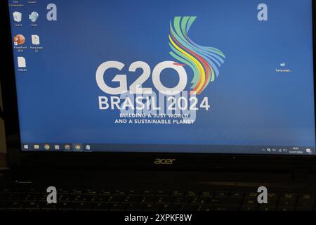 G20 Brazil 2024 Summit Logo, Tagungsraum. Symbol der Gruppe von 20. Die Staats- und Regierungschefs befassen sich mit Fragen der Weltwirtschaft und der sozialen Gerechtigkeit Stockfoto