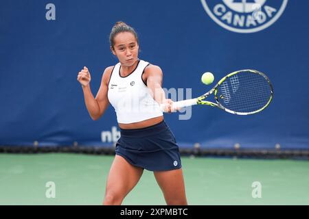 Toronto, Kanada. August 2024. Leylah Fernandez aus Kanada in Aktion am 1. Tag der National Bank Open in Toronto, Kanada am Dienstag, den 6. August 2024. (Foto: Michael Chisholm/SIPA USA) Credit: SIPA USA/Alamy Live News Stockfoto