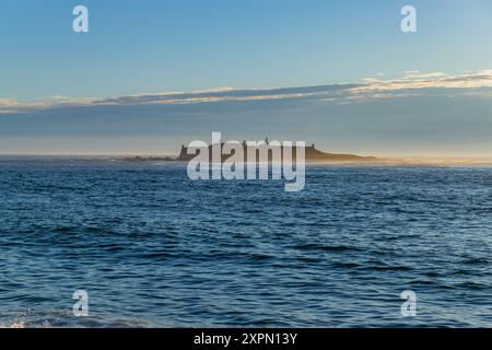 Blick auf Praia de Moledo und Festung Insua in Caminha, Portugal Stockfoto