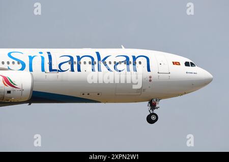 Airbus A330-300 SriLankan Airlines landet bei Frankfurt Intl. Flughafen in Deutschland. Stockfoto