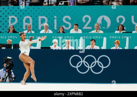 Paris, Frankreich. August 2024. FRA, Paris, Olympische Spiele Paris 2024, (05.08.2024, Kunstgymnastik Frauen-Floor-Finale, Bercy Arena) Jordan Chiles (USA) während ihrer Floor-Routine, Credit: HMB Media/Alamy Live News Stockfoto