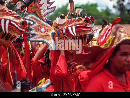 Teufelstänzer oder Diablos de Yare während der Fronleichnamsfeier in San Francisco de Yare, Staat Miranda, Venezuela Stockfoto