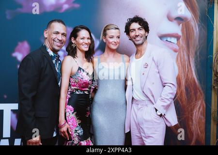 L-R) Natasha Heath, Jamey Heath, Emily Baldoni und Justin Baldoni nehmen am 6. August 2024 am AMC Lincoln Square in New York Teil. (Foto: Dinara Khairova/SIPA USA) Stockfoto