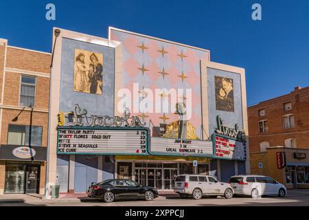 Cheyenne, WY, USA-1. März 2024: Historisches Theater im Stadtteil der Hauptstadt des Bundesstaates mit Backsteingebäuden aus den 1800er Jahren Stockfoto