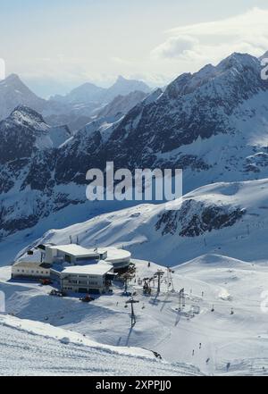 Bahnhof Gamsgarten im Gletscherskigebiet, Stubaital, Tirol, Österreich Stockfoto