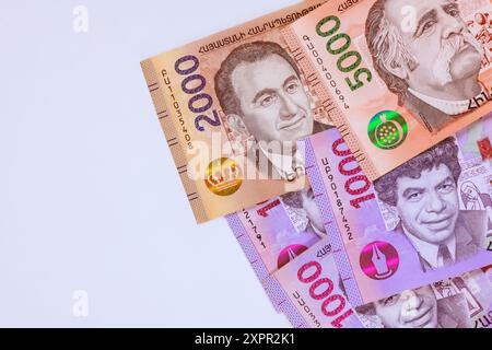 Armenische drams sind Geldscheine verschiedener Stückelungen, die in der Republik Armenien verwendet werden Stockfoto