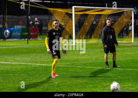 Cranbourne, Victoria, Australien. August 2024. ANTHONY LESIOTIS (6) während des Aufwärmens gegen Central Coast Mariners FC. Heidelberg United FC war Gastgeber des Central Coast Mariners FC im Olympiapark in Heidelberg. (Kreditbild: © James Forrester/ZUMA Press Wire) NUR REDAKTIONELLE VERWENDUNG! Nicht für kommerzielle ZWECKE! Stockfoto