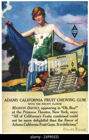 1917 Adams California Fruit Chewing Gum Ad mit Marion Davis von „Oh, Boy“ Stockfoto