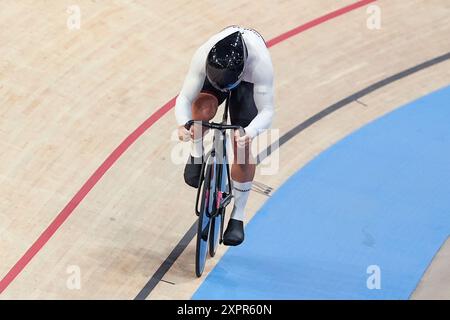 Paris, Frankreich. August 2024. PARIS, FRANKREICH - 7. AUGUST: Luca Spiegel aus Deutschland tritt am 12. Tag der Olympischen Spiele 2024 im Velodrome Saint-Quentin-en-Yvelines am 7. August 2024 in Paris an. (Foto: Joris Verwijst/BSR Agency) Credit: BSR Agency/Alamy Live News Stockfoto