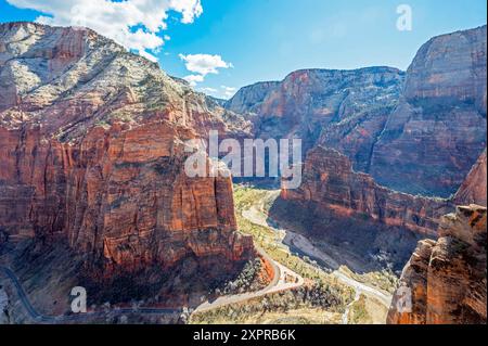 Blick vom Scout Lookout auf dem Angels Landing Trail, Zion National Park, Utah, USA, USA Stockfoto