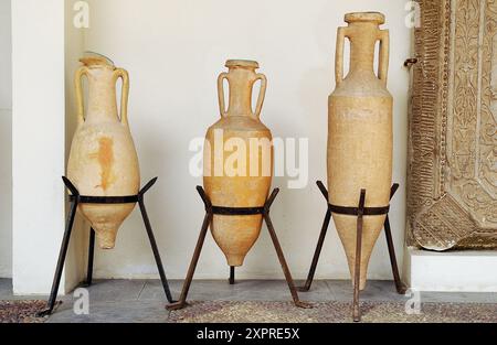 Stücke im Museo de Santa Cruz von Kardinal Pedro González de Mendoza gegründet. Toledo. Kastilien-La Mancha, Spanien Stockfoto