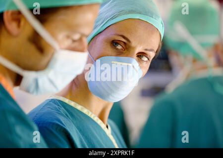 Chirurg, Chirurgie, Operationssaal, Onkologikoa Hospital, Onkologisches Institut, Fallzentrum für Prävention, Diagnose und Behandlung von Krebs, Donostia, S. Stockfoto