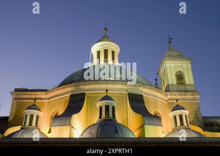 Detail der San Francisco el Grande Kirche Nachtansicht Madrid Spanien Stockfoto