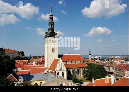 das 15. Jahrhundert Niguliste Kirche Haus ein Museum für religiöse Kunst, Tallinn, Estland, Nordeuropa gewidmet Stockfoto